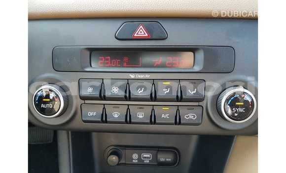 Buy Import Kia Sportage White Car in Import - Dubai in Great Comore Buy Import Kia Sportage White Car in Import - Dubai in Great Comore