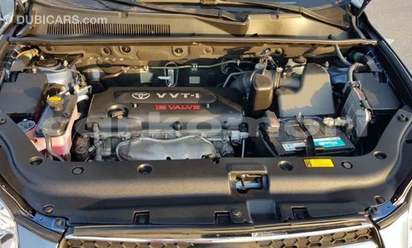 Acheter Import Voiture Toyota RAV4 Bleu à Import - Dubai, Grande Comore Acheter Import Voiture Toyota RAV4 Bleu à Import - Dubai, Grande Comore