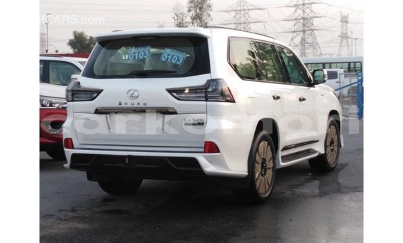 Buy Import Lexus LX White Car in Import - Dubai in Great Comore Buy Import Lexus LX White Car in Import - Dubai in Great Comore