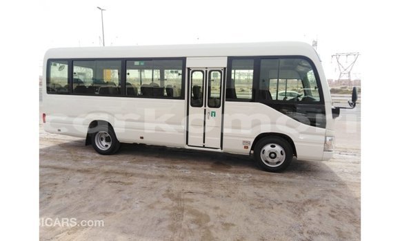 Buy Import Toyota Coaster White Car in Import - Dubai in Great Comore Buy Import Toyota Coaster White Car in Import - Dubai in Great Comore