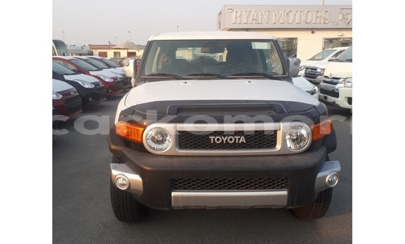Buy Import Toyota FJ Cruiser Black Car in Import - Dubai in Great Comore Buy Import Toyota FJ Cruiser Black Car in Import - Dubai in Great Comore
