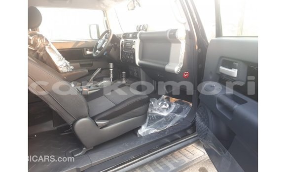 Buy Import Toyota FJ Cruiser Black Car in Import - Dubai in Great Comore Buy Import Toyota FJ Cruiser Black Car in Import - Dubai in Great Comore