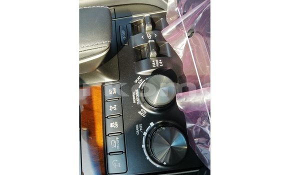 Acheter Import Voiture Lexus LX Noir à Import - Dubai, Grande Comore Acheter Import Voiture Lexus LX Noir à Import - Dubai, Grande Comore