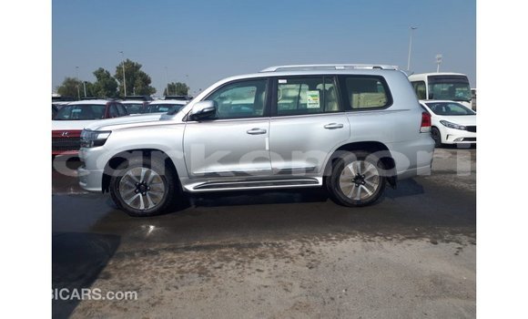 Buy Import Toyota Land Cruiser Other Car in Import - Dubai in Great Comore Buy Import Toyota Land Cruiser Other Car in Import - Dubai in Great Comore