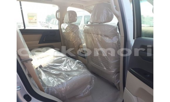 Buy Import Toyota Land Cruiser Other Car in Import - Dubai in Great Comore Buy Import Toyota Land Cruiser Other Car in Import - Dubai in Great Comore
