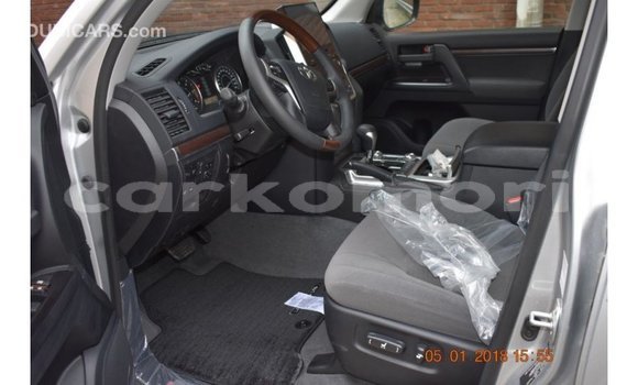 Buy Import Toyota Land Cruiser Other Car in Import - Dubai in Great Comore Buy Import Toyota Land Cruiser Other Car in Import - Dubai in Great Comore