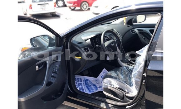 Acheter Import Voiture Hyundai Elantra Noir à Import - Dubai, Grande Comore Acheter Import Voiture Hyundai Elantra Noir à Import - Dubai, Grande Comore