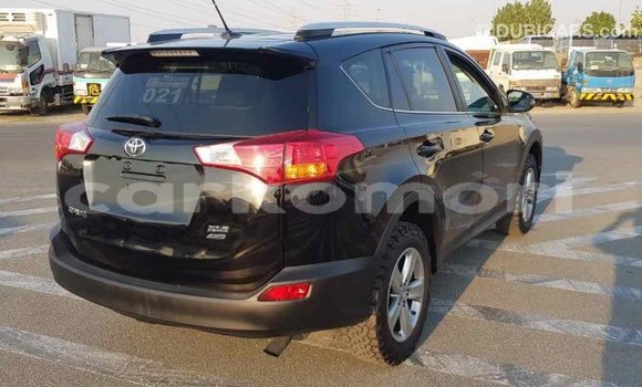 Acheter Import Voiture Toyota RAV4 Noir à Import - Dubai, Grande Comore Acheter Import Voiture Toyota RAV4 Noir à Import - Dubai, Grande Comore