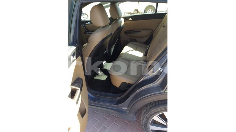Big with watermark kia sportage grande comore import dubai 1996