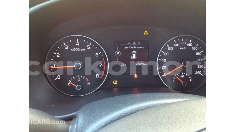 Big with watermark kia sportage grande comore import dubai 1996