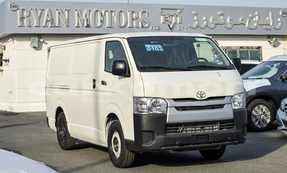 Buy Import Toyota Hiace White Car in Import - Dubai in Great Comore Buy Import Toyota Hiace White Car in Import - Dubai in Great Comore