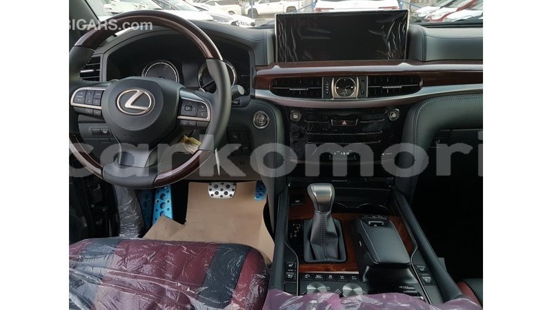 Big with watermark lexus lx grande comore import dubai 2004