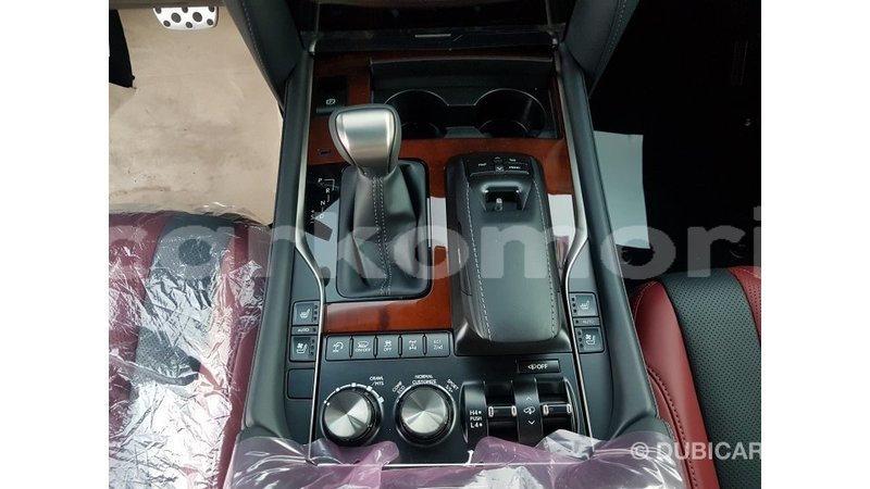 Big with watermark lexus lx grande comore import dubai 2004