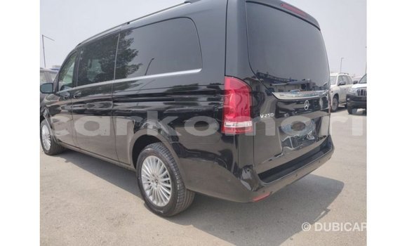 Buy Import Mercedes-Benz 250 Black Car in Import - Dubai in Great Comore Buy Import Mercedes-Benz 250 Black Car in Import - Dubai in Great Comore