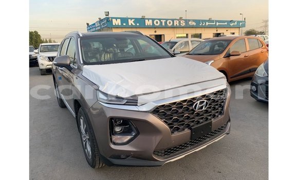Acheter Import Voiture Hyundai Santa Fe Marron à Import - Dubai, Grande Comore Acheter Import Voiture Hyundai Santa Fe Marron à Import - Dubai, Grande Comore