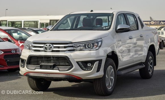 Buy Import Toyota Hilux White Car in Import - Dubai in Great Comore Buy Import Toyota Hilux White Car in Import - Dubai in Great Comore