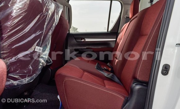 Buy Import Toyota Hilux White Car in Import - Dubai in Great Comore Buy Import Toyota Hilux White Car in Import - Dubai in Great Comore