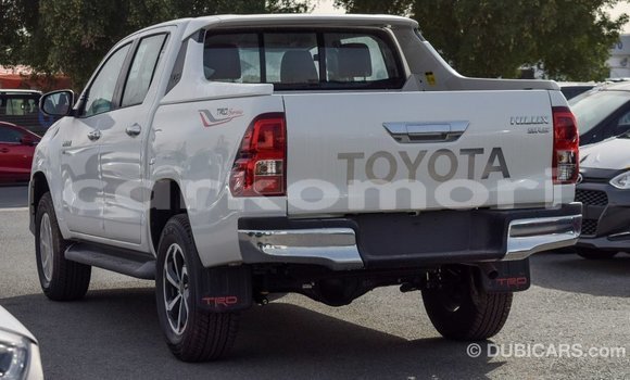 Buy Import Toyota Hilux White Car in Import - Dubai in Great Comore Buy Import Toyota Hilux White Car in Import - Dubai in Great Comore