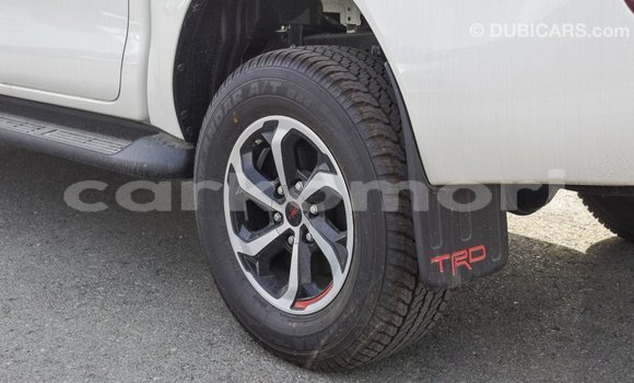 Buy Import Toyota Hilux White Car in Import - Dubai in Great Comore Buy Import Toyota Hilux White Car in Import - Dubai in Great Comore