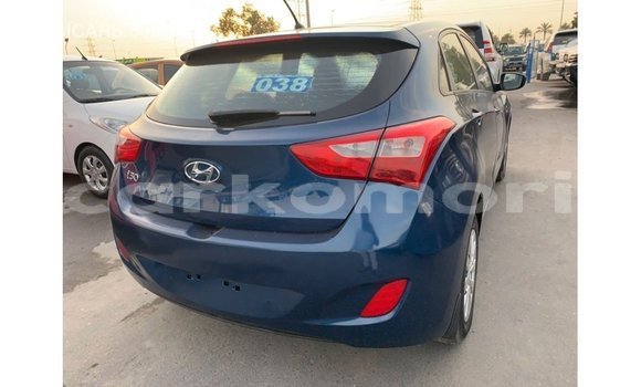 Acheter Import Voiture Hyundai i30 Bleu à Import - Dubai, Grande Comore Acheter Import Voiture Hyundai i30 Bleu à Import - Dubai, Grande Comore
