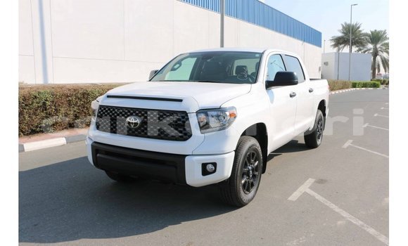 Buy Import Toyota Tundra White Car in Import - Dubai in Great Comore Buy Import Toyota Tundra White Car in Import - Dubai in Great Comore