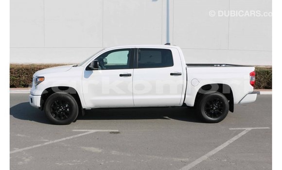 Buy Import Toyota Tundra White Car in Import - Dubai in Great Comore Buy Import Toyota Tundra White Car in Import - Dubai in Great Comore