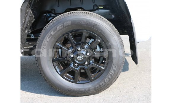 Buy Import Toyota Tundra White Car in Import - Dubai in Great Comore Buy Import Toyota Tundra White Car in Import - Dubai in Great Comore
