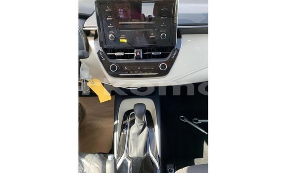 Buy Import Toyota Corolla White Car in Import - Dubai in Great Comore Buy Import Toyota Corolla White Car in Import - Dubai in Great Comore