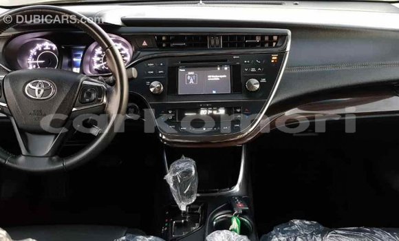 Acheter Import Voiture Toyota Avalon Noir à Import - Dubai, Grande Comore Acheter Import Voiture Toyota Avalon Noir à Import - Dubai, Grande Comore