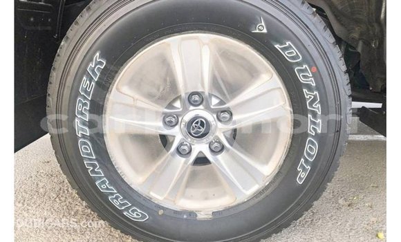 Buy Import Toyota Land Cruiser Black Car in Import - Dubai in Great Comore Buy Import Toyota Land Cruiser Black Car in Import - Dubai in Great Comore