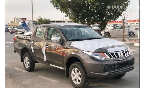 Buy Import Mitsubishi L200 Brown Car in Import - Dubai in Great Comore Buy Import Mitsubishi L200 Brown Car in Import - Dubai in Great Comore