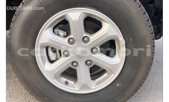 Buy Import Mitsubishi L200 Brown Car in Import - Dubai in Great Comore Buy Import Mitsubishi L200 Brown Car in Import - Dubai in Great Comore