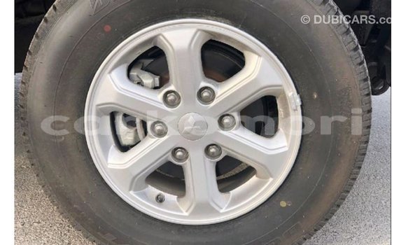 Buy Import Mitsubishi L200 Brown Car in Import - Dubai in Great Comore Buy Import Mitsubishi L200 Brown Car in Import - Dubai in Great Comore