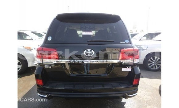 Acheter Import Voiture Toyota Land Cruiser Noir à Import - Dubai, Grande Comore Acheter Import Voiture Toyota Land Cruiser Noir à Import - Dubai, Grande Comore