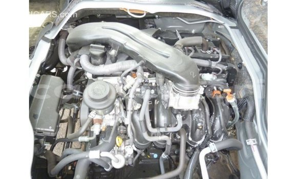 Acheter Import Voiture Toyota Hiace Autre à Import - Dubai, Grande Comore Acheter Import Voiture Toyota Hiace Autre à Import - Dubai, Grande Comore