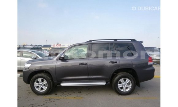 Acheter Import Voiture Toyota Land Cruiser Autre à Import - Dubai, Grande Comore Acheter Import Voiture Toyota Land Cruiser Autre à Import - Dubai, Grande Comore