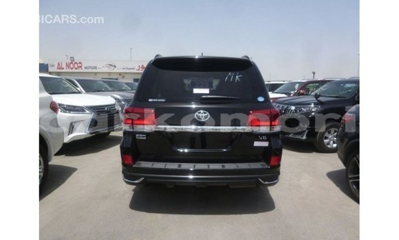 Buy Import Toyota Land Cruiser Black Car in Import - Dubai in Great Comore Buy Import Toyota Land Cruiser Black Car in Import - Dubai in Great Comore