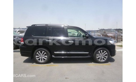 Buy Import Toyota Land Cruiser Black Car in Import - Dubai in Great Comore Buy Import Toyota Land Cruiser Black Car in Import - Dubai in Great Comore