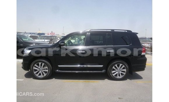 Buy Import Toyota Land Cruiser Black Car in Import - Dubai in Great Comore Buy Import Toyota Land Cruiser Black Car in Import - Dubai in Great Comore