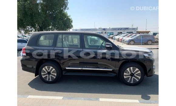 Buy Import Toyota Land Cruiser Black Car in Import - Dubai in Great Comore Buy Import Toyota Land Cruiser Black Car in Import - Dubai in Great Comore