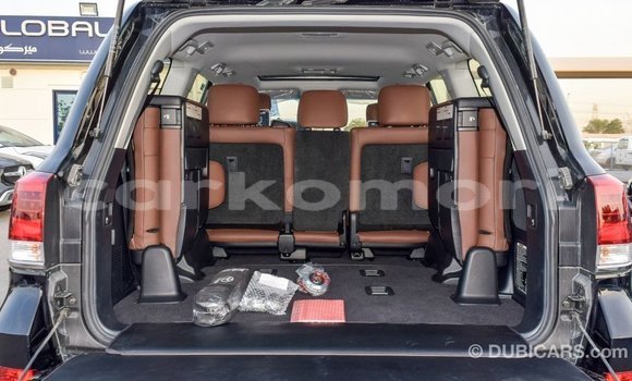 Buy Import Toyota Land Cruiser Black Car in Import - Dubai in Great Comore Buy Import Toyota Land Cruiser Black Car in Import - Dubai in Great Comore