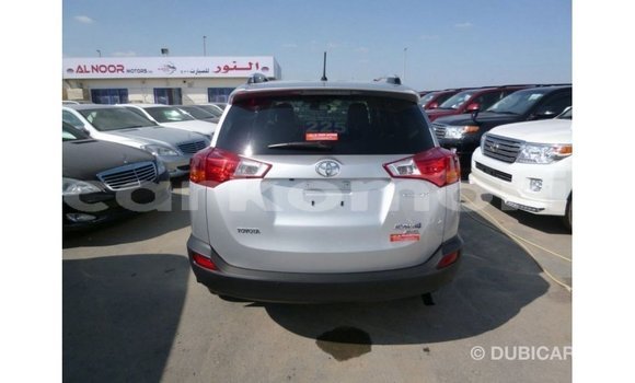 Acheter Import Voiture Toyota 4Runner Autre à Import - Dubai, Grande Comore Acheter Import Voiture Toyota 4Runner Autre à Import - Dubai, Grande Comore