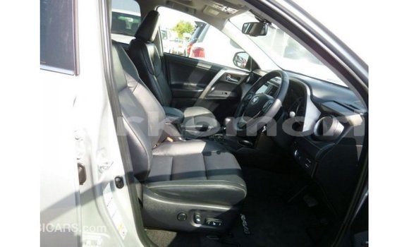 Acheter Import Voiture Toyota 4Runner Autre à Import - Dubai, Grande Comore Acheter Import Voiture Toyota 4Runner Autre à Import - Dubai, Grande Comore