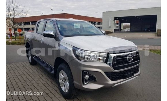 Buy Import Toyota Hilux Brown Car in Import - Dubai in Great Comore Buy Import Toyota Hilux Brown Car in Import - Dubai in Great Comore
