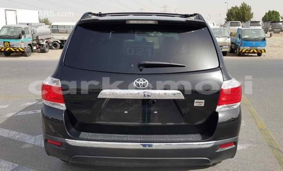 Acheter Import Voiture Toyota Highlander Noir à Import - Dubai, Grande Comore Acheter Import Voiture Toyota Highlander Noir à Import - Dubai, Grande Comore