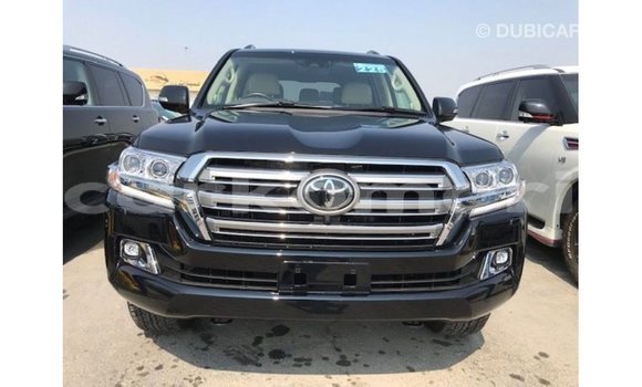Buy Import Toyota Land Cruiser Black Car in Import - Dubai in Great Comore Buy Import Toyota Land Cruiser Black Car in Import - Dubai in Great Comore