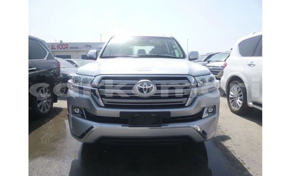Buy Import Toyota Land Cruiser Other Car in Import - Dubai in Great Comore