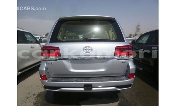 Acheter Import Voiture Toyota Land Cruiser Autre à Import - Dubai, Grande Comore Acheter Import Voiture Toyota Land Cruiser Autre à Import - Dubai, Grande Comore