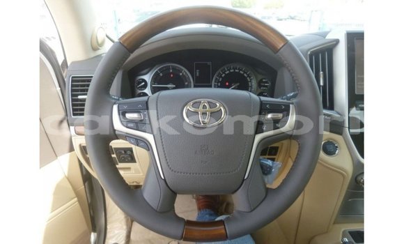 Acheter Import Voiture Toyota Land Cruiser Autre à Import - Dubai, Grande Comore Acheter Import Voiture Toyota Land Cruiser Autre à Import - Dubai, Grande Comore