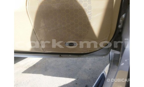Acheter Import Voiture Toyota Land Cruiser Autre à Import - Dubai, Grande Comore Acheter Import Voiture Toyota Land Cruiser Autre à Import - Dubai, Grande Comore